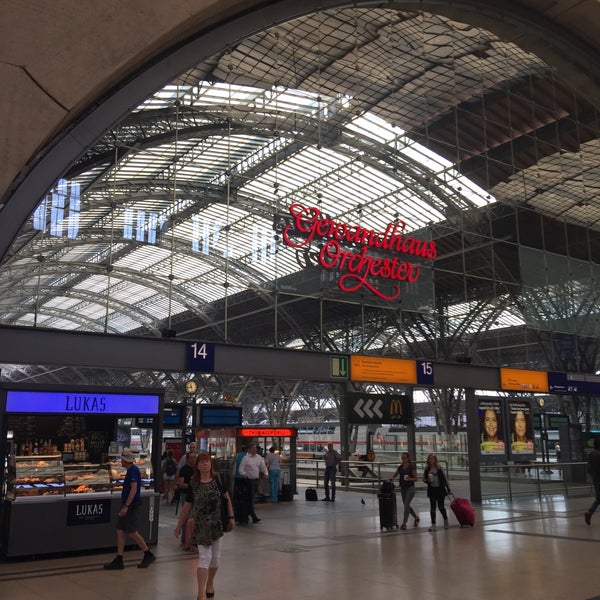 Foto tomada en Promenaden Hauptbahnhof Leipzig  por Joseph H. el 7/31/2018