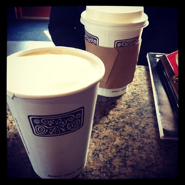 2/8/2014にMARITA B.がPeet&#39;s Coffee &amp; Teaで撮った写真