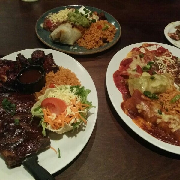 Мичелада бар маросейка. Mexico cantina. Мексиканское заведение. Бар в мексиканском стиле. Mexico cantina.