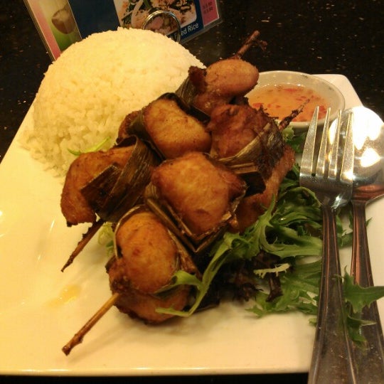 รูปภาพถ่ายที่ Ghin Khao Thai Food โดย Alexander Y. เมื่อ 2/13/2013