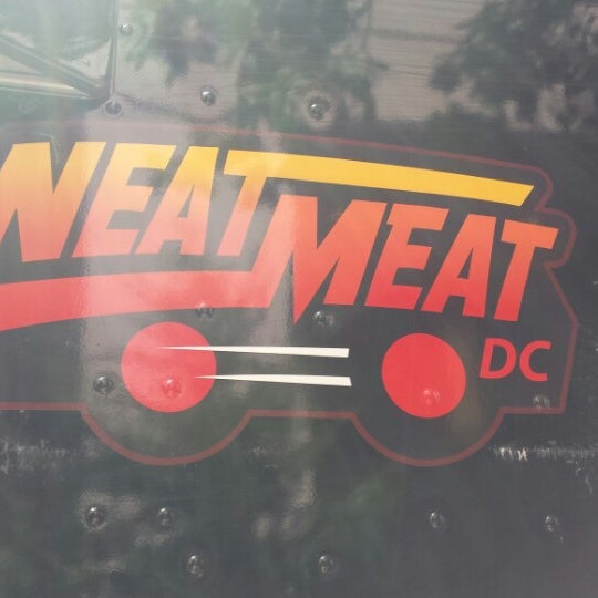 รูปภาพถ่ายที่ NeatMeat DC โดย Katie C. เมื่อ 8/5/2013