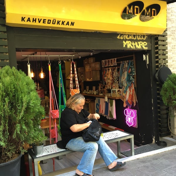 รูปภาพถ่ายที่ Momo โดย Barış Y. เมื่อ 7/23/2016