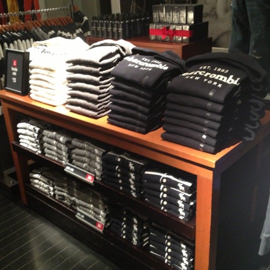 abercrombie kids locations