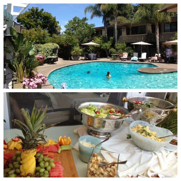 Dinah's Poolside Restaurant Breakfast Spot in Palo Alto