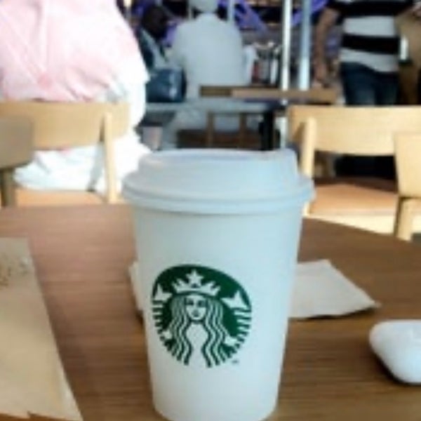 Foto scattata a Starbucks da Eng.Anas il 2/8/2020