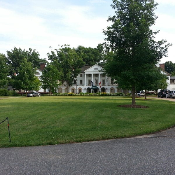 Photo taken at Williamsburg Inn, an official Colonial Williamsburg Hotel by Stacy M. on 6/16/2013