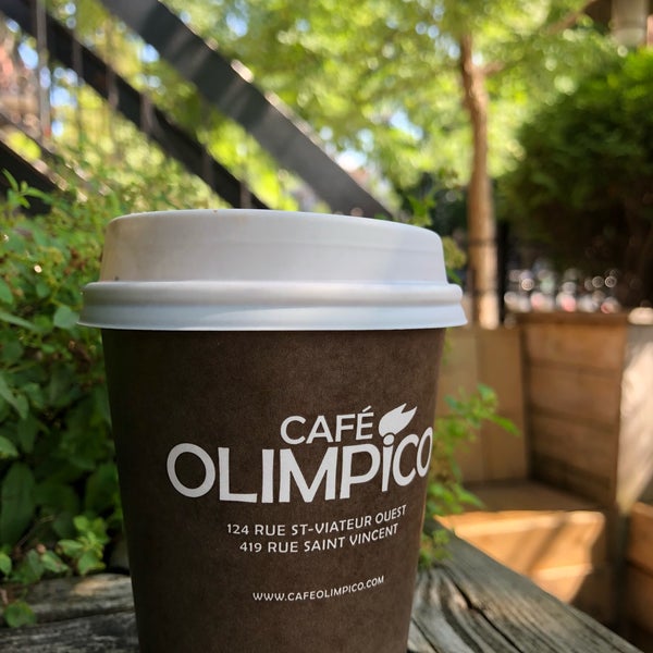 8/15/2020 tarihinde Foroutan F.ziyaretçi tarafından Café Olimpico'de çekilen fotoğraf