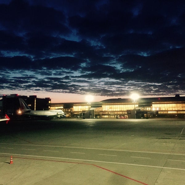 Снимок сделан в Аэропорт Анталья (AYT) пользователем İbrahim 6/11/2015
