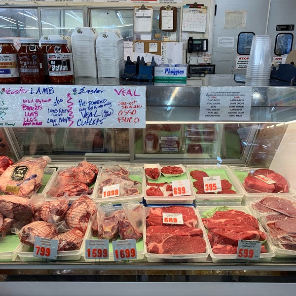 Carfagna's Market 26 tips from 710 visitors