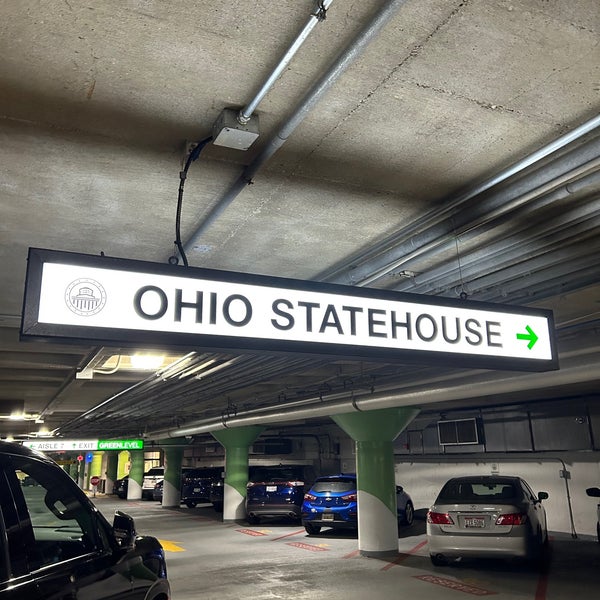 4/19/2023 tarihinde Wm B.ziyaretçi tarafından Ohio Statehouse'de çekilen fotoğraf