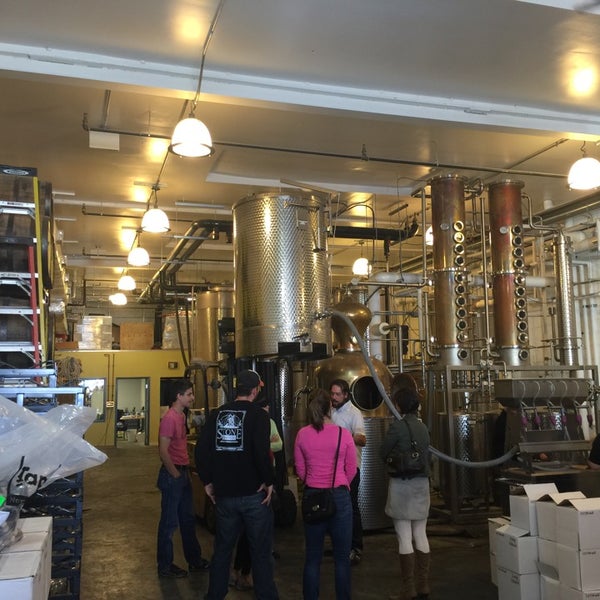 Foto diambil di New Columbia Distillers oleh Detroit On Tap pada 10/18/2014