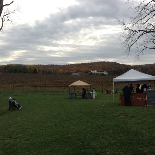 Photo taken at The Winery at La Grange by Detroit On Tap on 10/27/2012