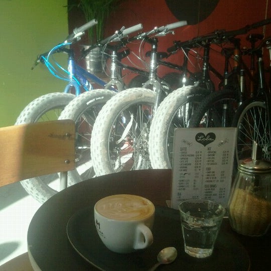 Photos at Lola Bikes and Coffee Centrum Noordeinde 91