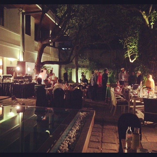 Photo prise au Colombo Court Hotel &amp; Spa par Ryan C. le1/1/2013