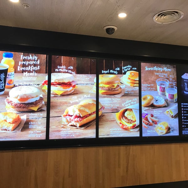 Photo taken at McDonald&#39;s by Jacques on 2/18/2017