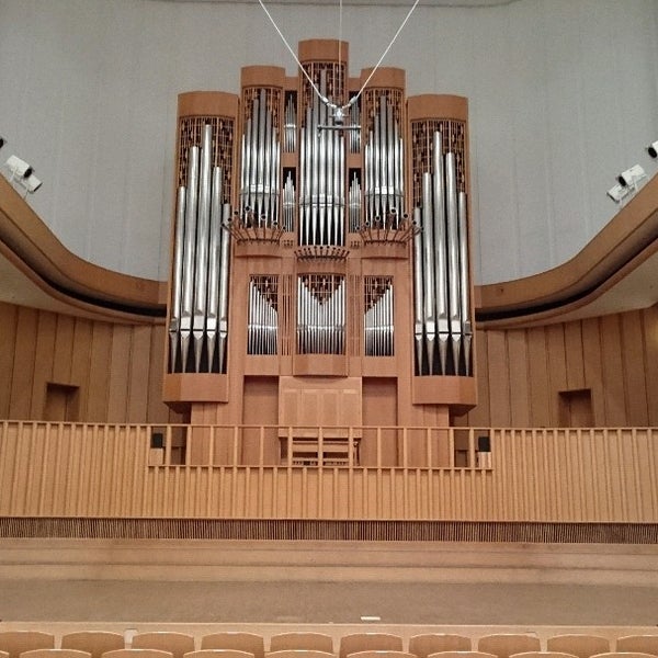 Fotos Bei 府中の森芸術劇場ウィーンホール Konzerthalle In 府中市 Fotos Bei 府中の森芸術劇場ウィーンホール Konzerthalle In 府中市
