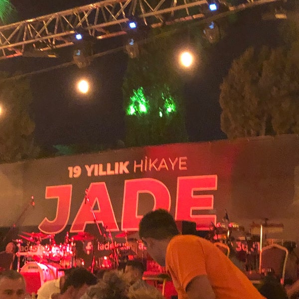 Foto diambil di Jade Beach Club oleh Hale Ç. pada 7/23/2022