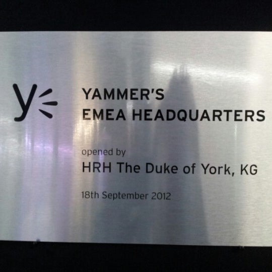Снимок сделан в Yammer HQ EMEA пользователем David G. 9/18/2012