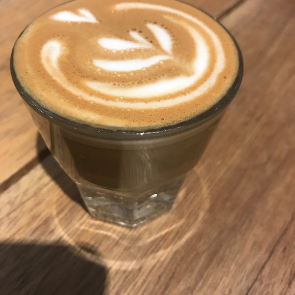 4/30/2018에 Paul F.님이 Spitfire Coffee에서 찍은 사진