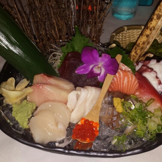6/25/2014 tarihinde Osvaldo V.ziyaretçi tarafından Umami Restaurant and Sushi Bar'de çekilen fotoğraf
