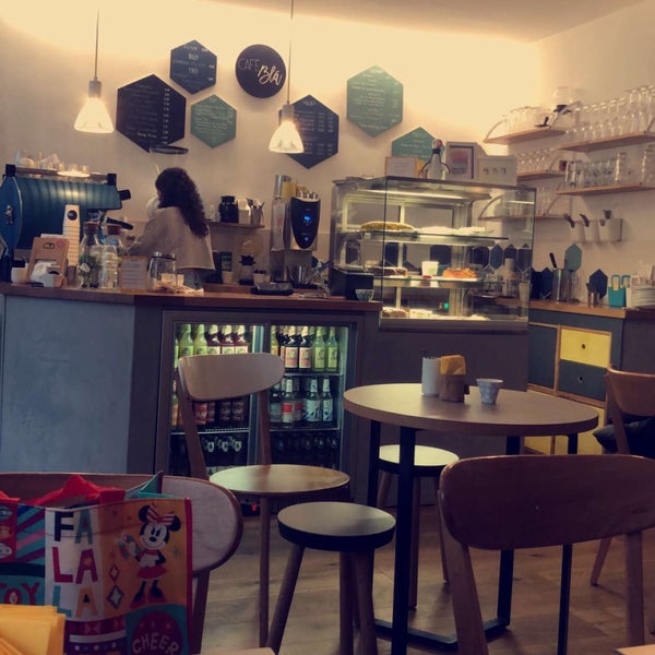 Foto diambil di Café Blá oleh Alhanouf ♏. pada 12/15/2018
