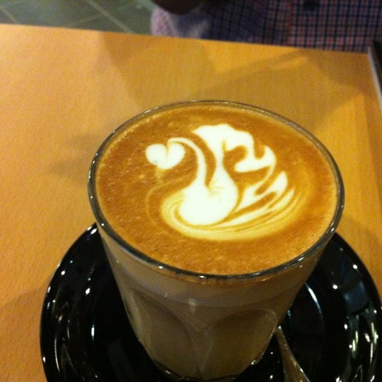 Снимок сделан в Top Brew Coffee Bar пользователем ᴡ W. 10/14/2012