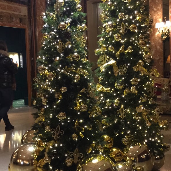 Das Foto wurde bei Hôtel Westminster von Gamze D. am 12/16/2018 aufgenommen