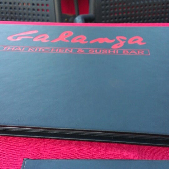 Foto tirada no(a) Galanga Thai Kitchen &amp; Sushi Bar por Cliv I. em 2/24/2013