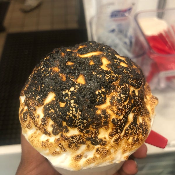 Foto diambil di Milkbomb Ice Cream oleh Doobya pada 6/23/2019