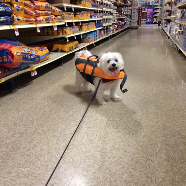 PetSmart Pet Supplies Store in Williamsburg