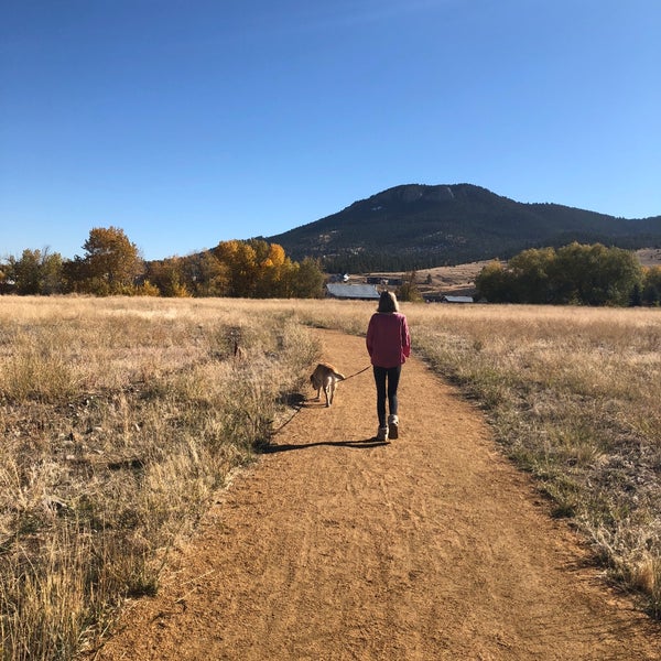 Ten mile. игра 10 миль до безопасного места. Miles wide.