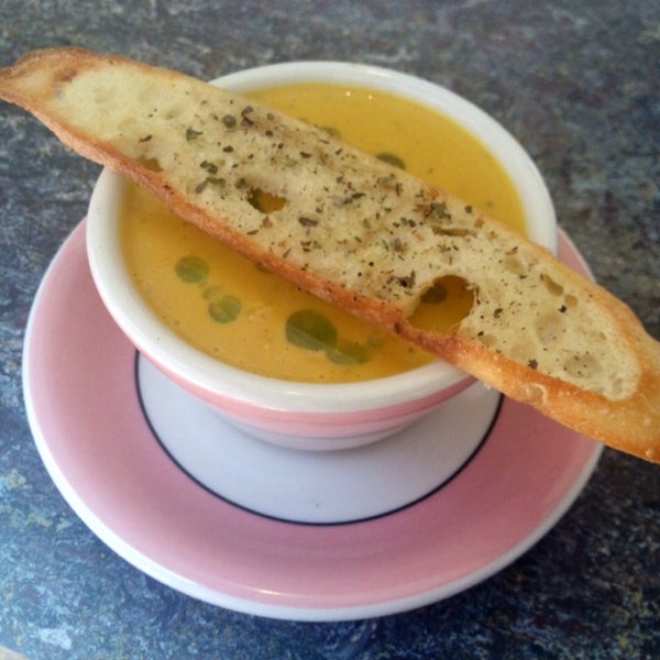 Try the butternut squash apple soup.. Divine! (This is the cup size)