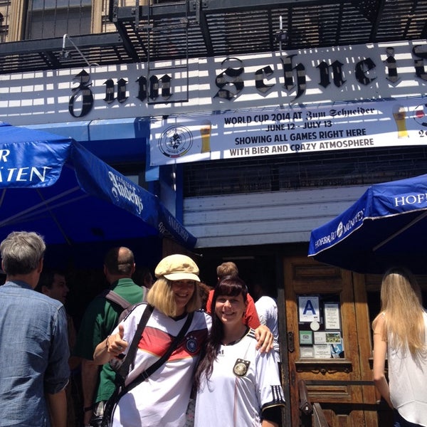 Foto tomada en Cafe Cambodge  por Globetrottergirls D. el 6/16/2014