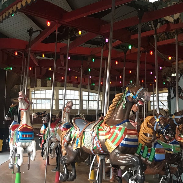 Photo taken at Central Park Carousel by Globetrottergirls D. on 2/3/2019