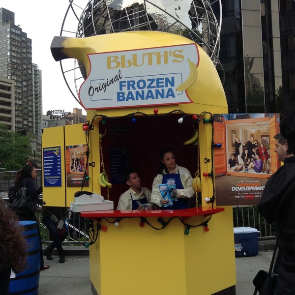 Снимок сделан в Bluth’s Frozen Banana Stand пользователем Globetrottergirls D. 5/15/2013