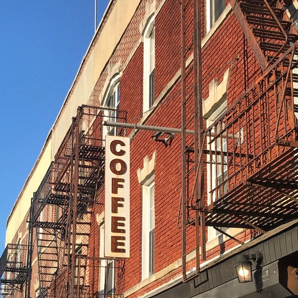 Foto tirada no(a) Steeplechase Coffee por Globetrottergirls D. em 1/27/2019