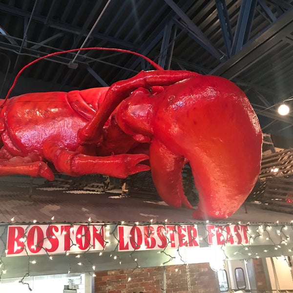 Foto tirada no(a) Boston Lobster Feast por Charles S. em 1/28/2018
