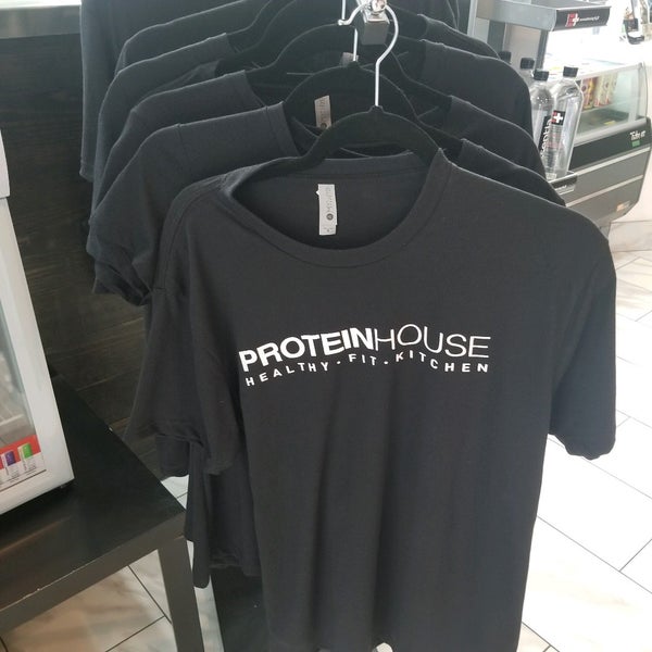 Protein House American Restaurant in McAllen