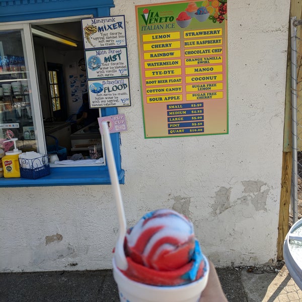 Excellent water ice and Italian ice!! Great place to eat in the summer for a chilly delicious snack.