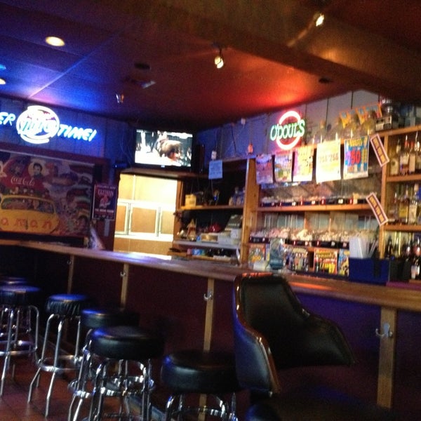 Daman's Bar & Grill Dive Bar in Overlake