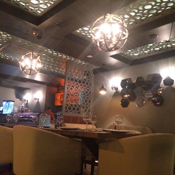 Foto scattata a A Lounge Nargile &amp; Restaurant da İdil A. il 2/29/2016