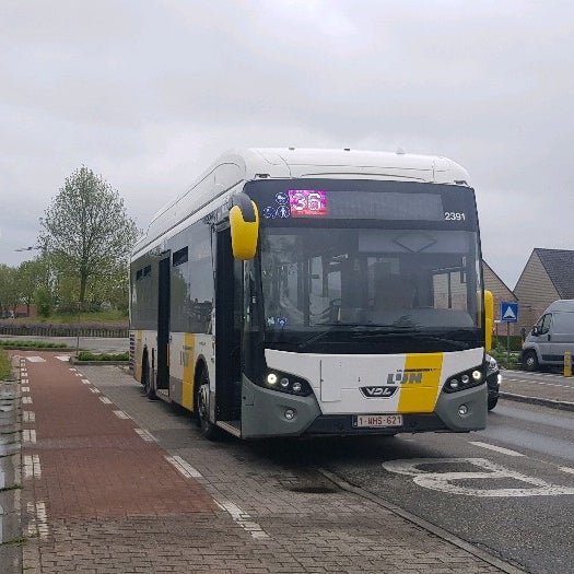 Photos at Bus 36 - Gent - - Sint-Martens-Leerne Dorp / Pinte Station - Bus Line