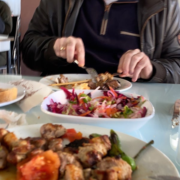 Güngörenli Tosun Et Mangal Barbekü Restoranı