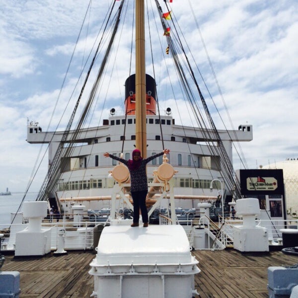 Photo taken at The Queen Mary by Neyna Z. on 7/20/2015