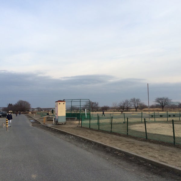 熊谷荒川緑地 Park In 熊谷市