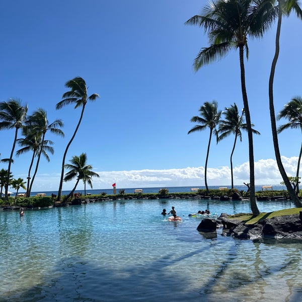 Foto diambil di Grand Hyatt Kauai Salt Water Lagoon oleh James C. pada 12/23/2022