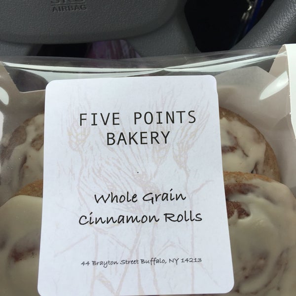 Worth it! Went for the Cinnamon Rolls and they were totally yummy!