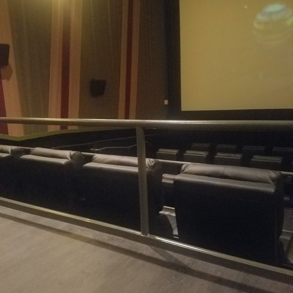 Photo taken at Ayrsley Grand Cinemas by Tracy T. on 9/16/2018