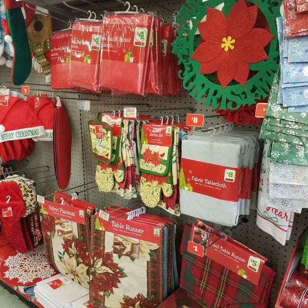 Photos At Family Dollar Enderly Park Charlotte Nc