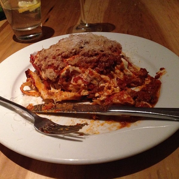 1/8/2014にMike C.がTommy Lasagnaで撮った写真